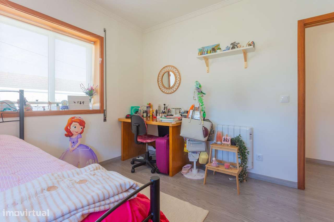 Moradia T4 de Luxo - Câstelo da Maia-15