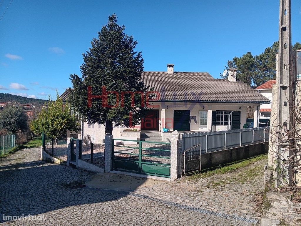 Moradia + apartamento T3 em Lustosa, Ribafeita, Viseu