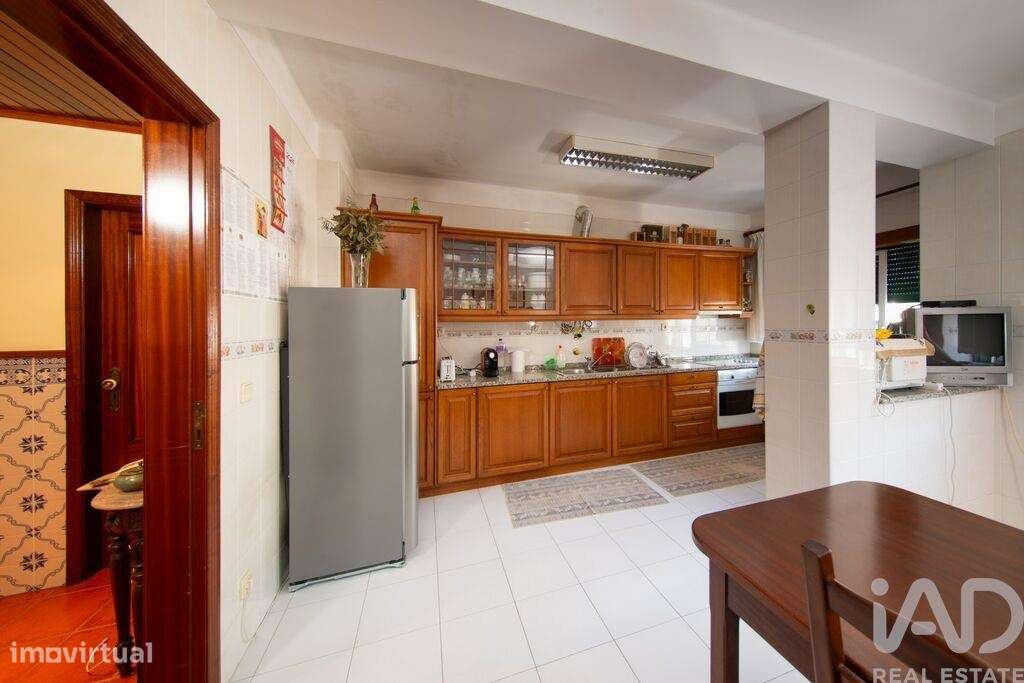 Prédio T3 em Lousã e Vilarinho de 150,00 m2 - Grande imagem: 3/28