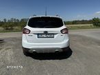 Ford Kuga 2.0 TDCi 4x4 Titanium - 4