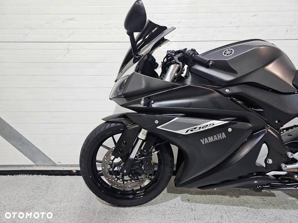 Yamaha YZF - 5