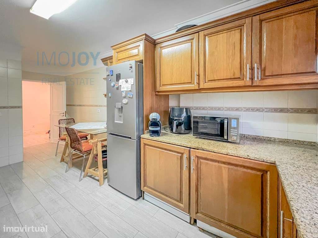 Simpático Apartamento T2 para Venda em Alvide-6