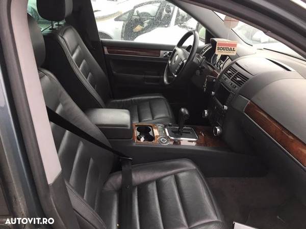 Dezmembrez VW Touareg 5L diesel V10 Volan Stanga - 2