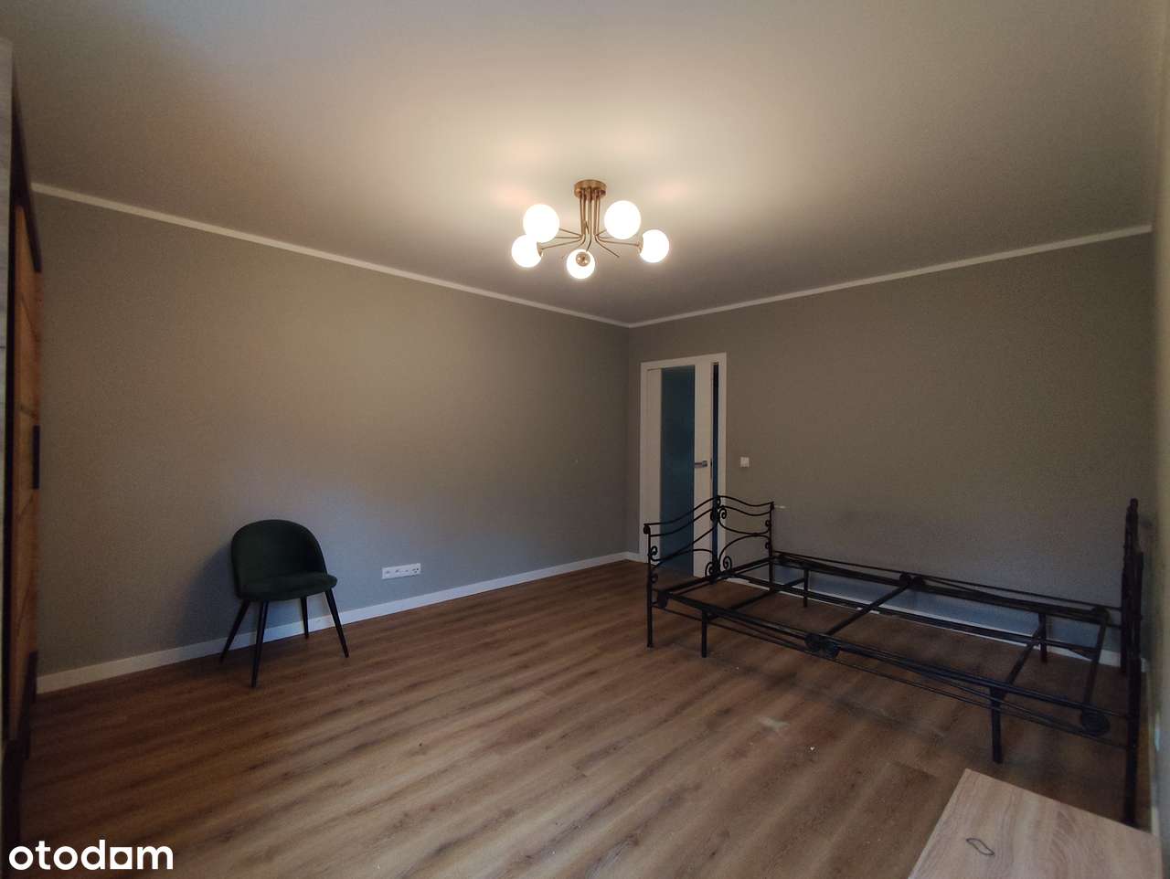 77 m2, 2 pokoje, ogrzewanie gazowe (podłogowe) - BYTOM Knajfeld - Pełny obrazek: 2/13