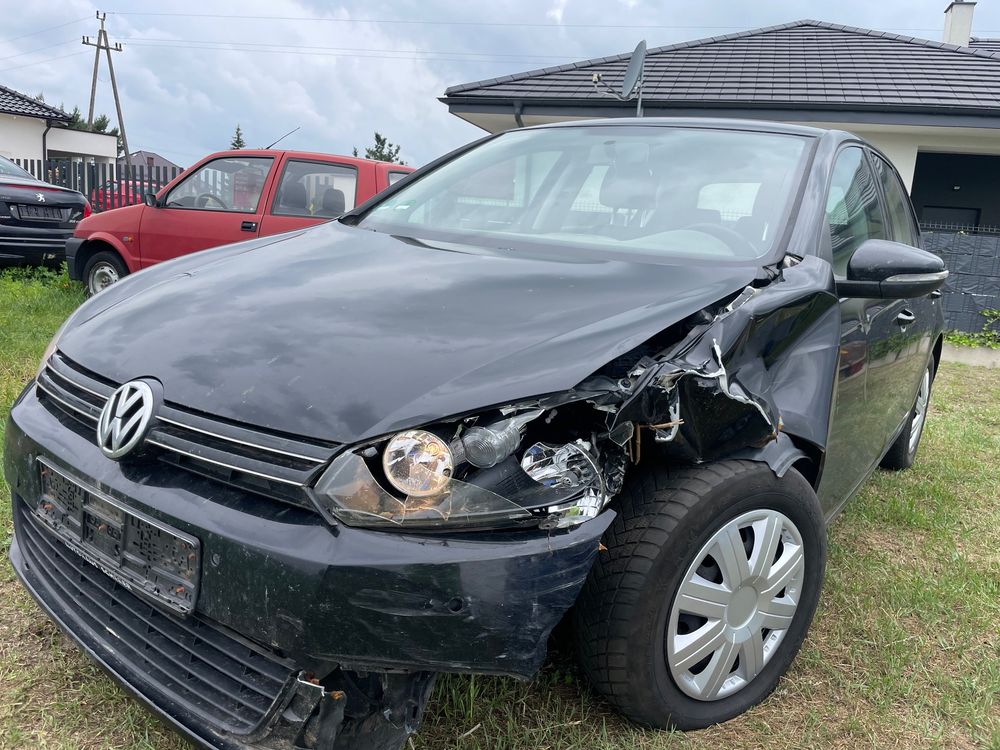 Volkswagen Golf VI 1.6 BlueTDI Trendline 2011