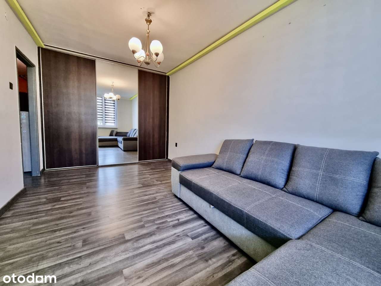 | Do wejścia | Meble w cenie + AGD | Centrum miasta | Basen |-3