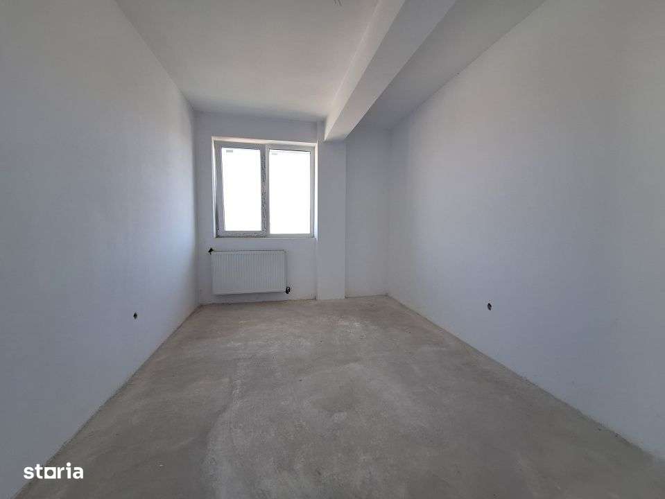Apartament cu 3 camere semifinisat, balcon, zona Terra - Imagine principală: 3/8