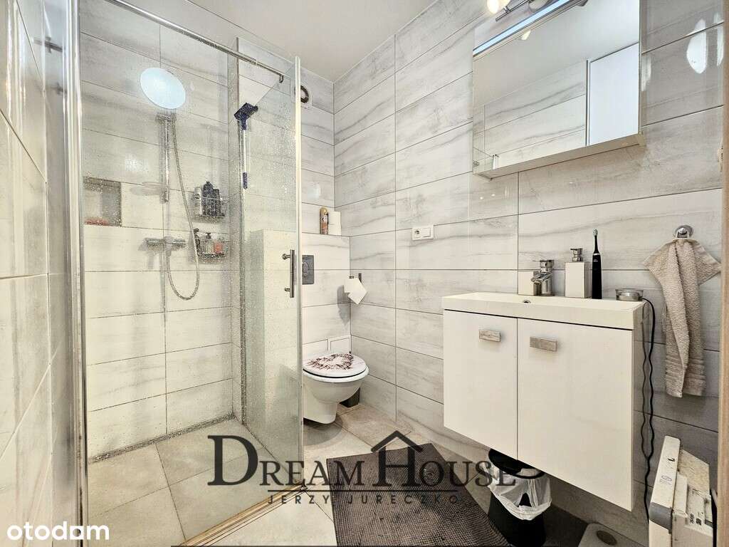 2 pokojowe mieszkanie przy ul. Dąbroszyńskiej-11