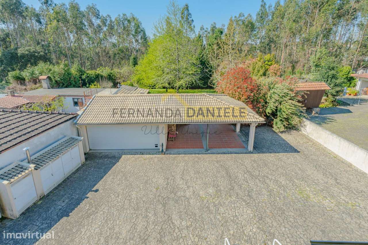 Moradia em Travanca com 3 suítes e 1425m2 de terreno-48