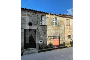 Moradia T2 em Granito | Garagem | Terreno