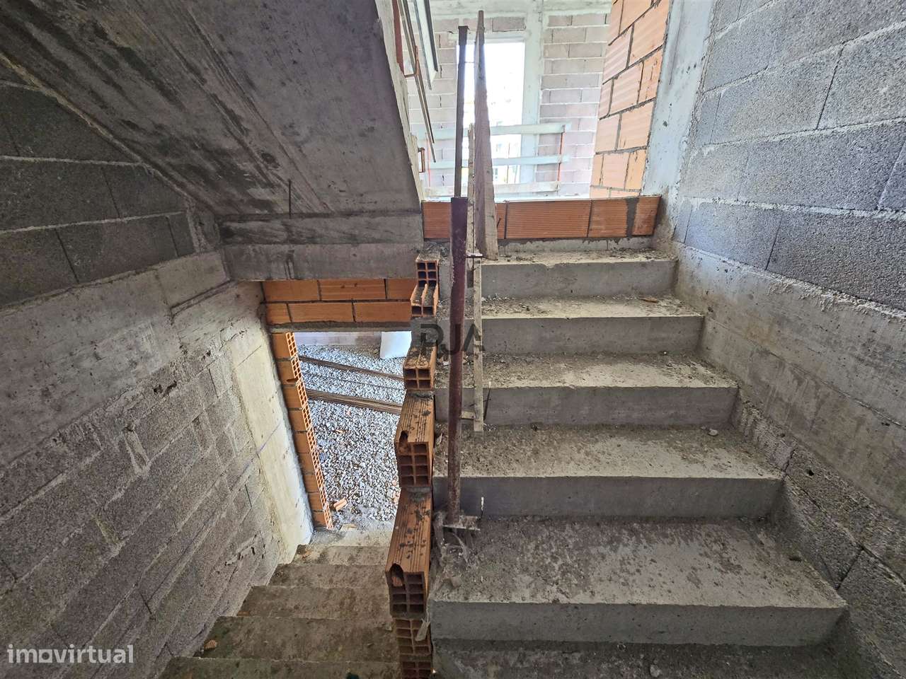 Moradia T3 em Nelas - Grande imagem: 5/8