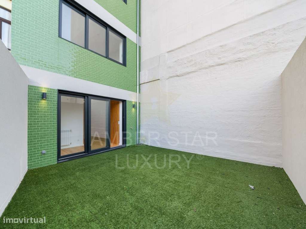 Moradia T4 com Jardim a 10 minutos da Praia-26