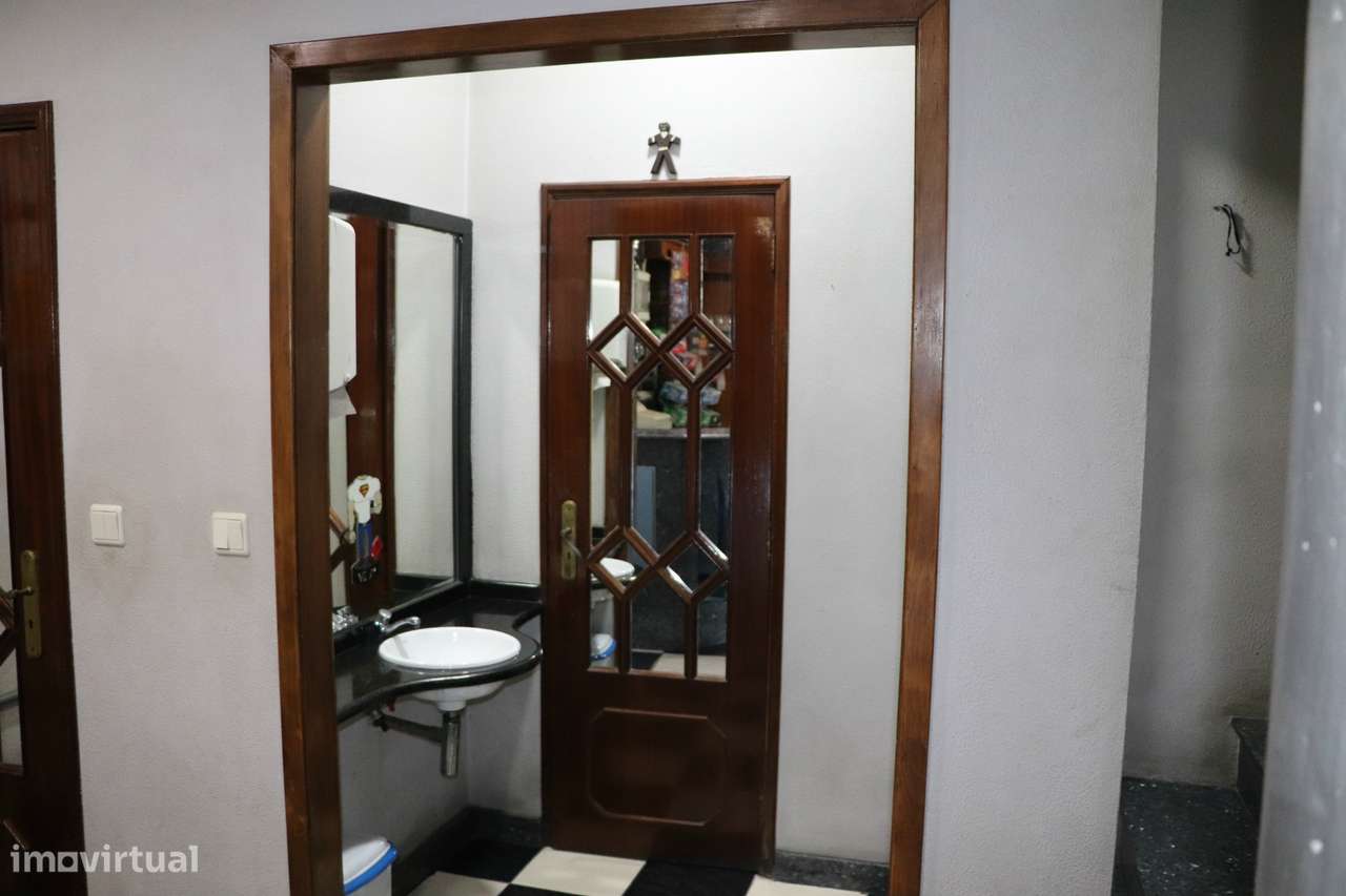 Café  Venda em Lustosa e Barrosas (Santo Estêvão),Lousada-12