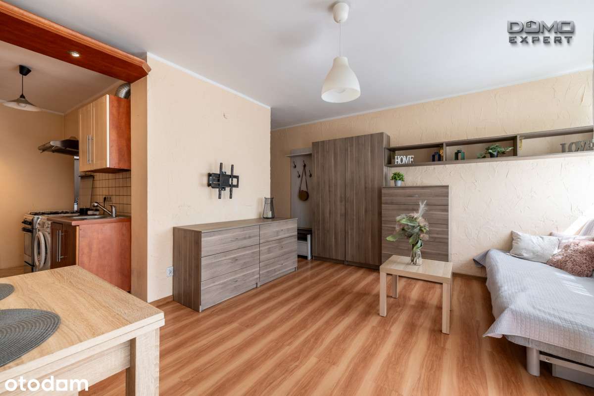 Trzy pokoje z balkonem w centrum-6