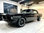 Ford Mustang - 1