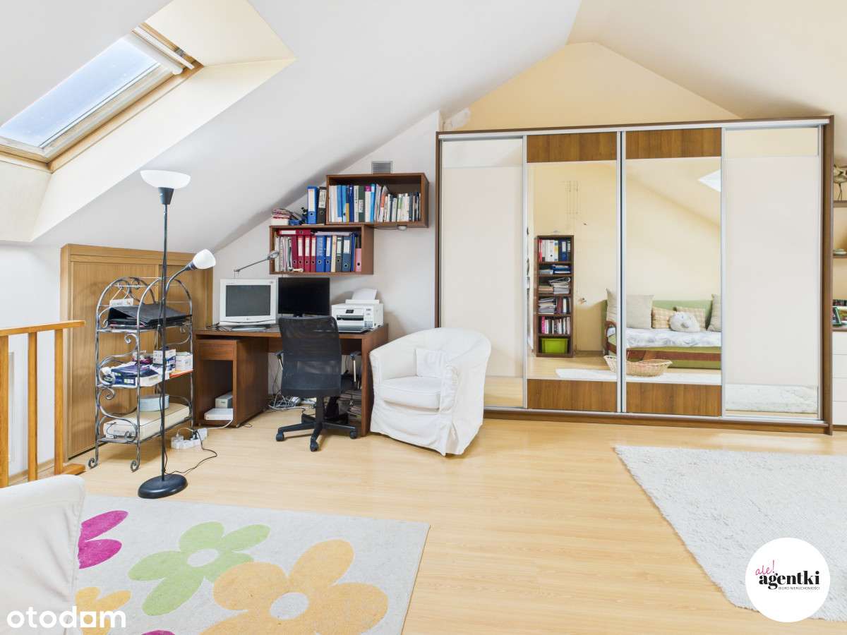 Dwupoziomowe mieszkanie, idealne dla rodziny!-8