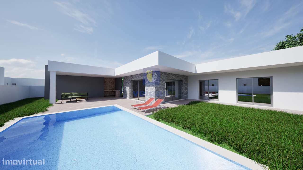 Moradia T3 térrea isolada nova com piscina em Pataias, a 10 km da Naza-5