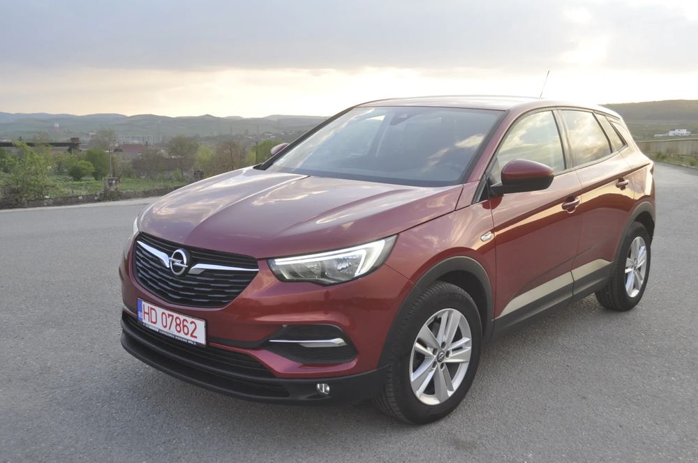 Opel Grandland 1.5 D Start/Stop Automatik Business INNOVATION 2019