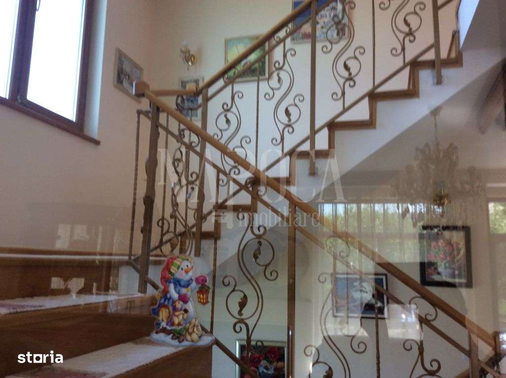 Casa 7 camere de vanzare in Faget, Cluj Napoca - Imagine principală: 4/11