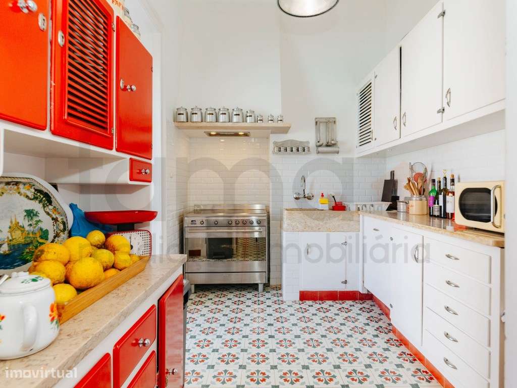 Moradia Bifamiliar T10 com Piscina e Elevada Rentabilidade - Parede...-13