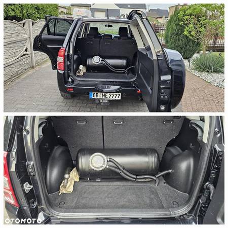 Suzuki Grand Vitara 2.4 Comfort - 30