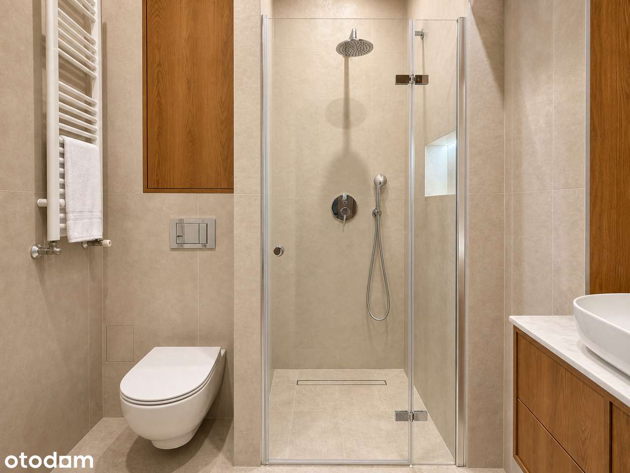 Elegancki apartament w cichej przedwojennej kamienicy | do wejścia-11