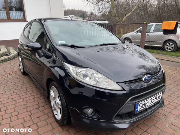 Ford Fiesta - 2