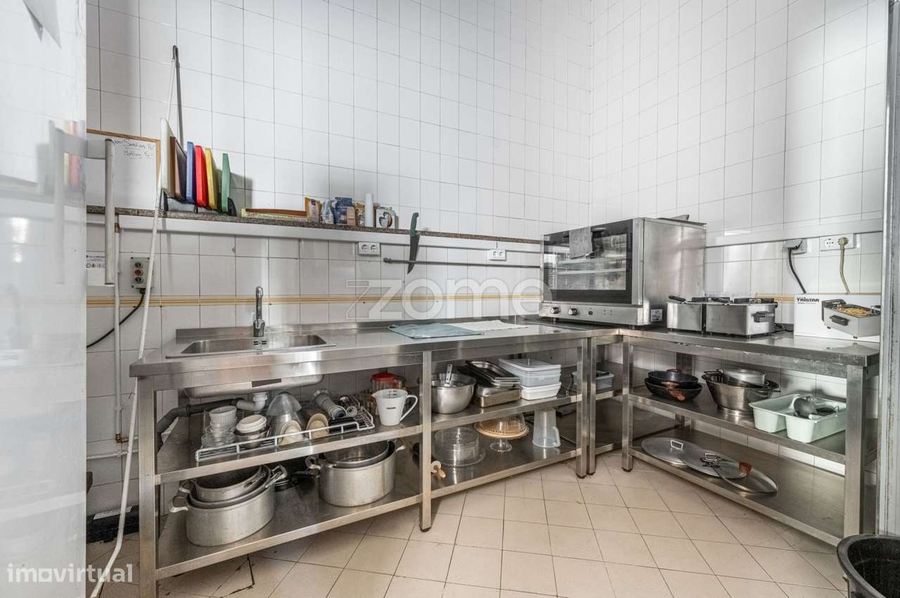 Café / Pastelaria / Restaurante-9