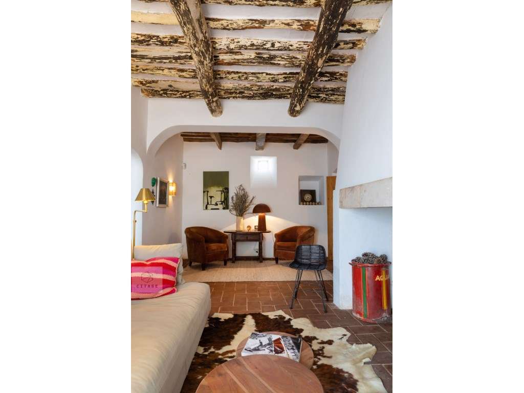 Moradia T3 com piscina e terreno de 2 hectares - Grande imagem: 4/42