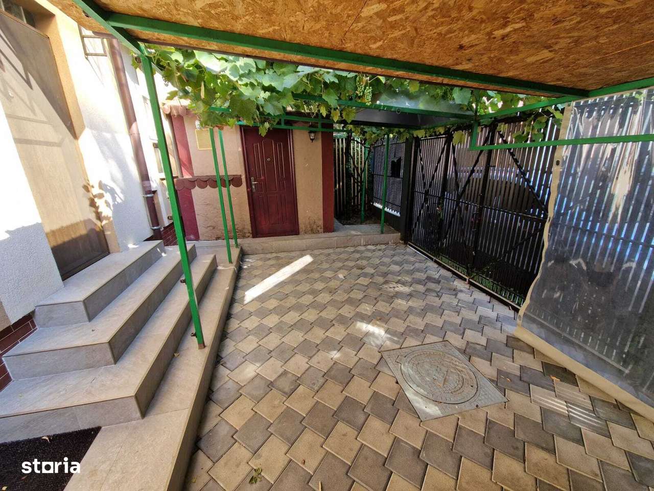 Regie Grozavesti inchiriez ap.cu 2 camere in vila cu curte proprie-0