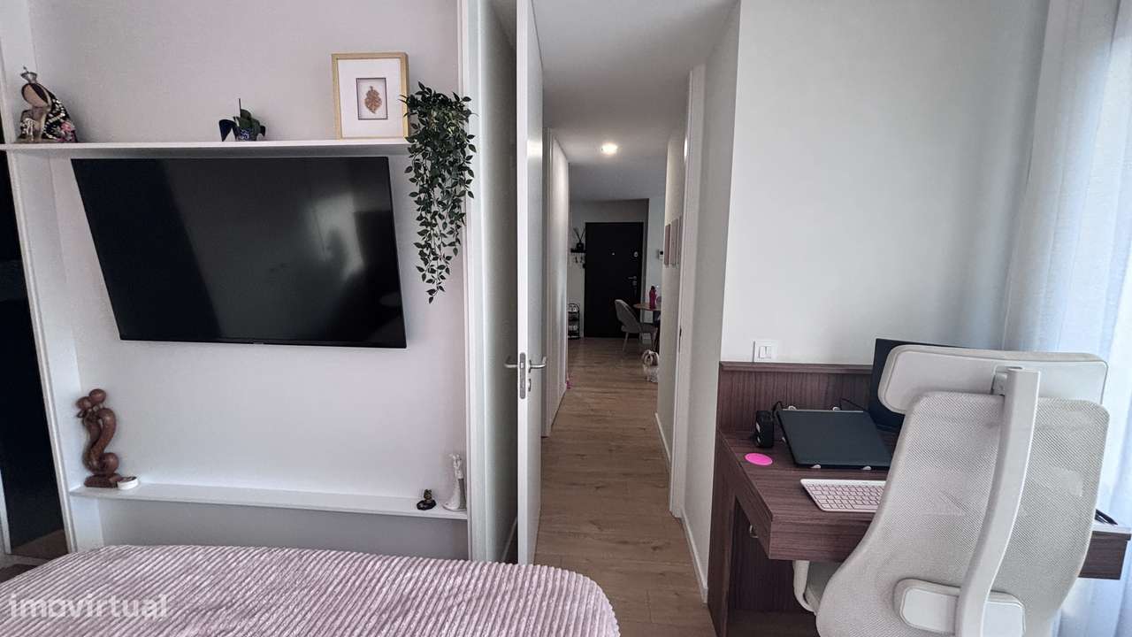 T1+1 com Suíte, 2 Varandas e Garagem — 337.000 €-11