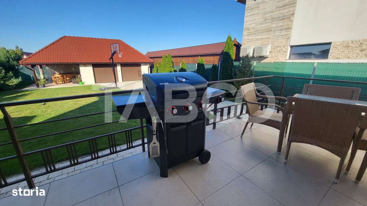 Casa individuala moderna de vanzare 5 camere 2 garaje - Imagine principală: 4/19