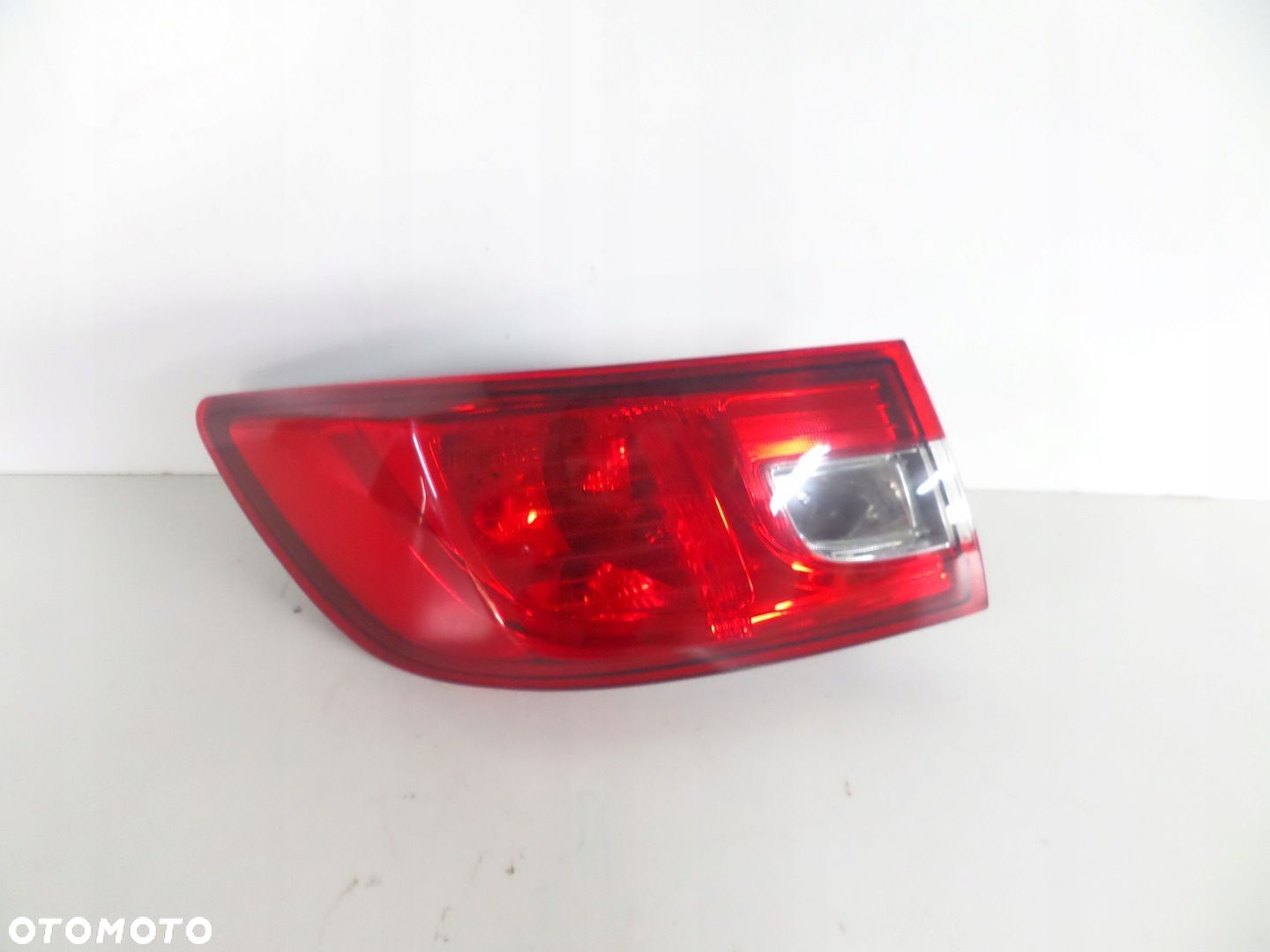 Lampa tylna tył lewa RENAULT CLIO IV 12-16 HB - 1