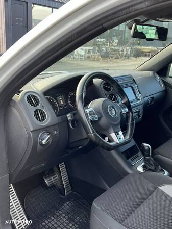 Volkswagen Tiguan 2.0 TDI 4Motion DSG Sport & Style - 3