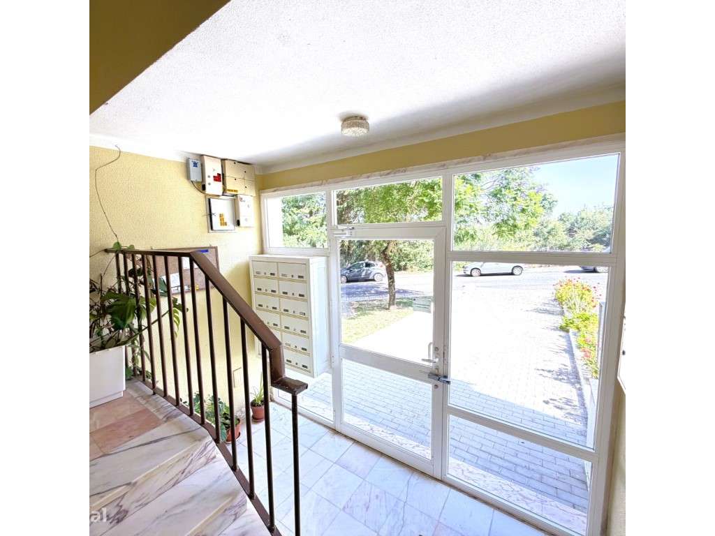 Apartamento T3 em Mafra | Excelente Localização e Vista Desafogada-21