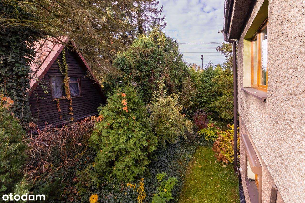 Dom 160m2 w otoczeniu pięknego ogrodu 885m2!-17