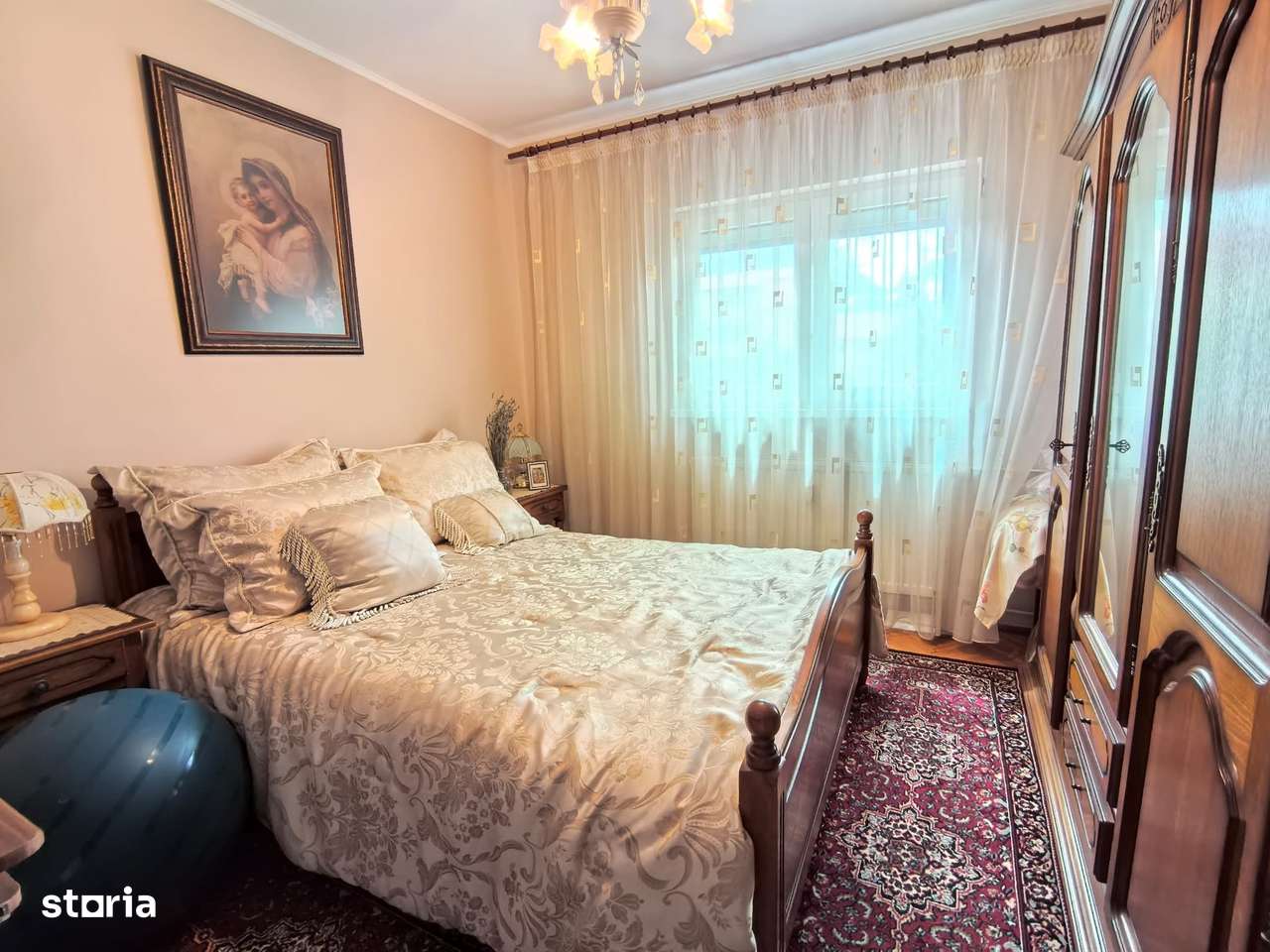 Apartament cu 3camere,2bai,2 balcoan2,Garaj propriu -S Barnutiu-Dorob-2