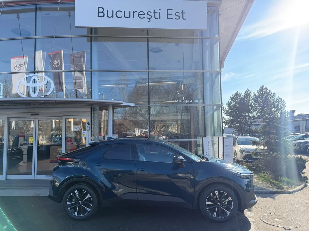 Toyota C-HR 2.0 HEV 180 CP 4x2 CVT Dynamic 2025