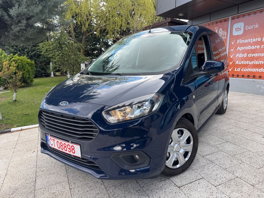 Ford Tourneo Courier 1.5 TDCi S&S Ambiente 2019