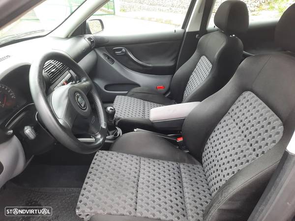 SEAT Leon 1.9 TDi Sport - 4