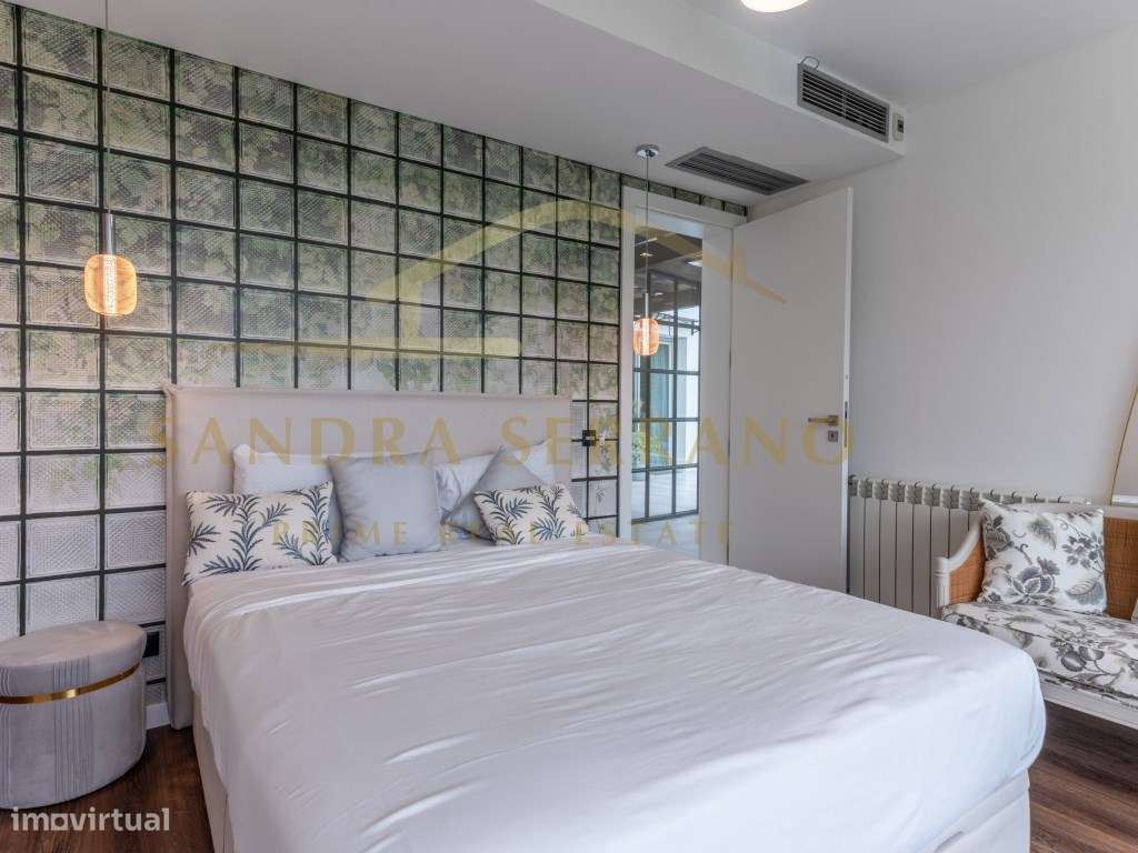 Moradia de arquitetura contemporânea com 5 Suítes-43