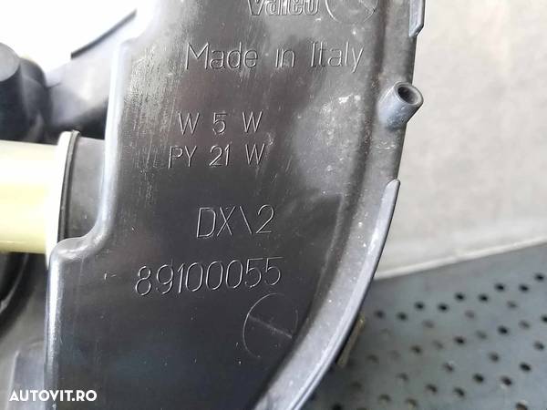 Far dreapta opel zafira a t98 89100055 - 2