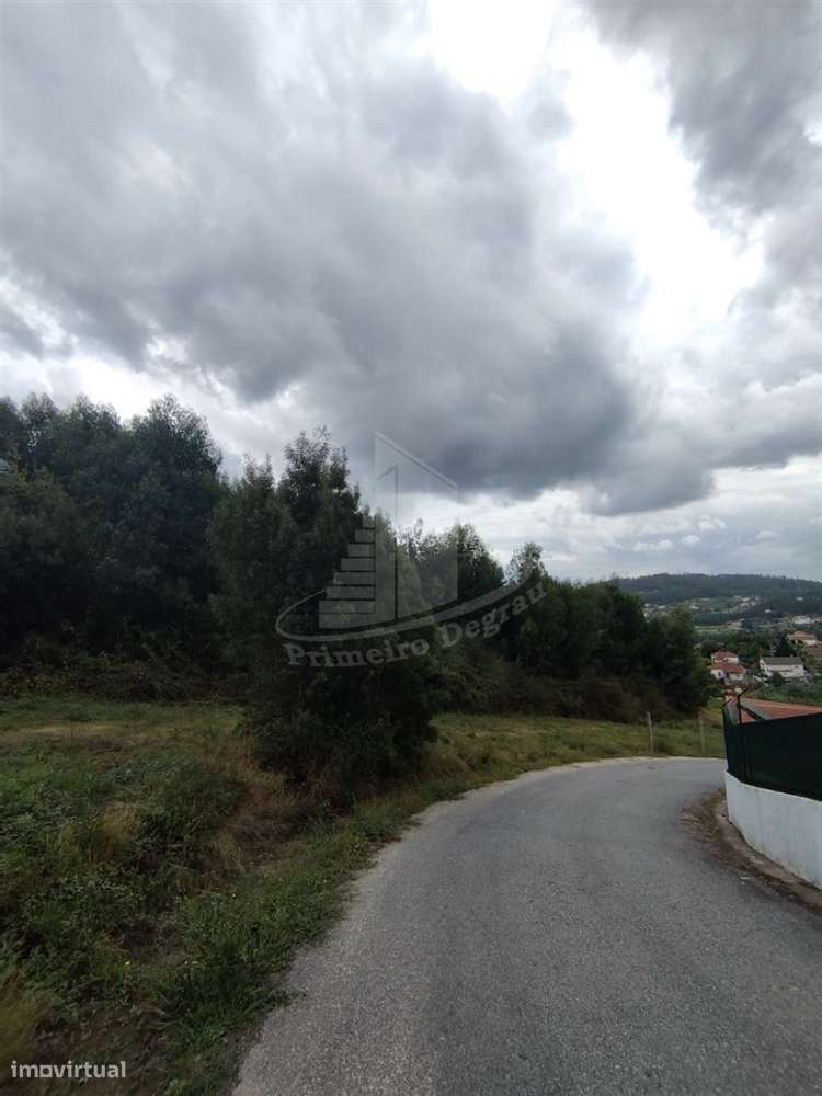 Terreno com 1851 m2 para Construção em Zona Tranquila de Vila Verde-14