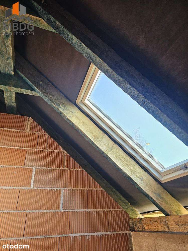 Nowoczesny dom, wokół cisza i zieleń pod Krakowem-11