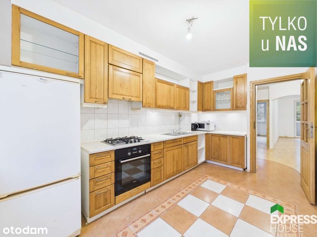 Niepowtarzalne mieszkanie w sercu miasta-6