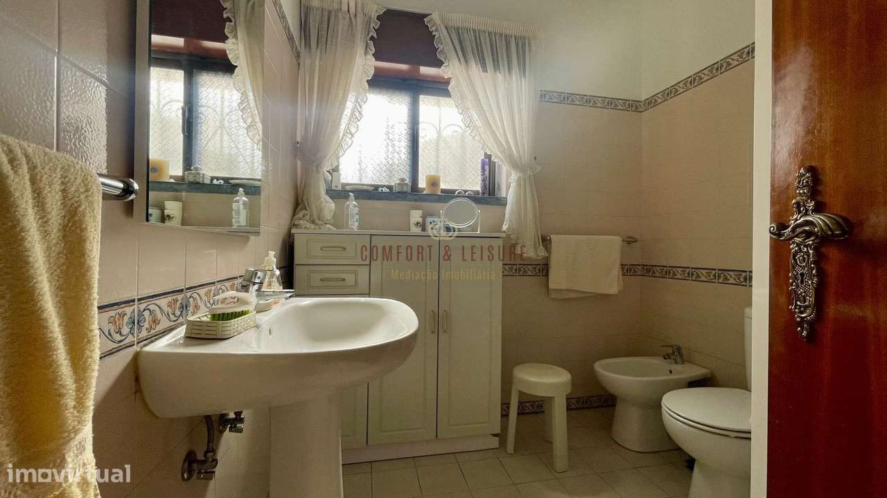 Moradia com 3 quartos, 2 wc e garagem em Alenquer-24