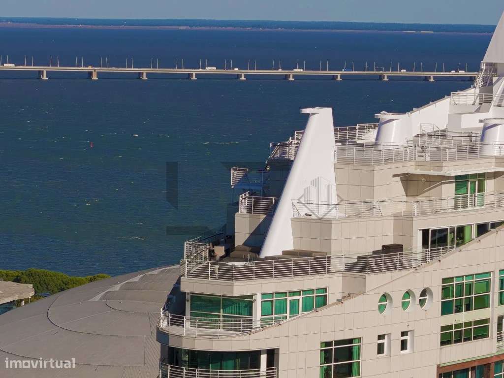 Penthouse T4 com Terraço Privado com Jacuzzi com Vista Rio, para Ve... - Grande imagem: 3/38