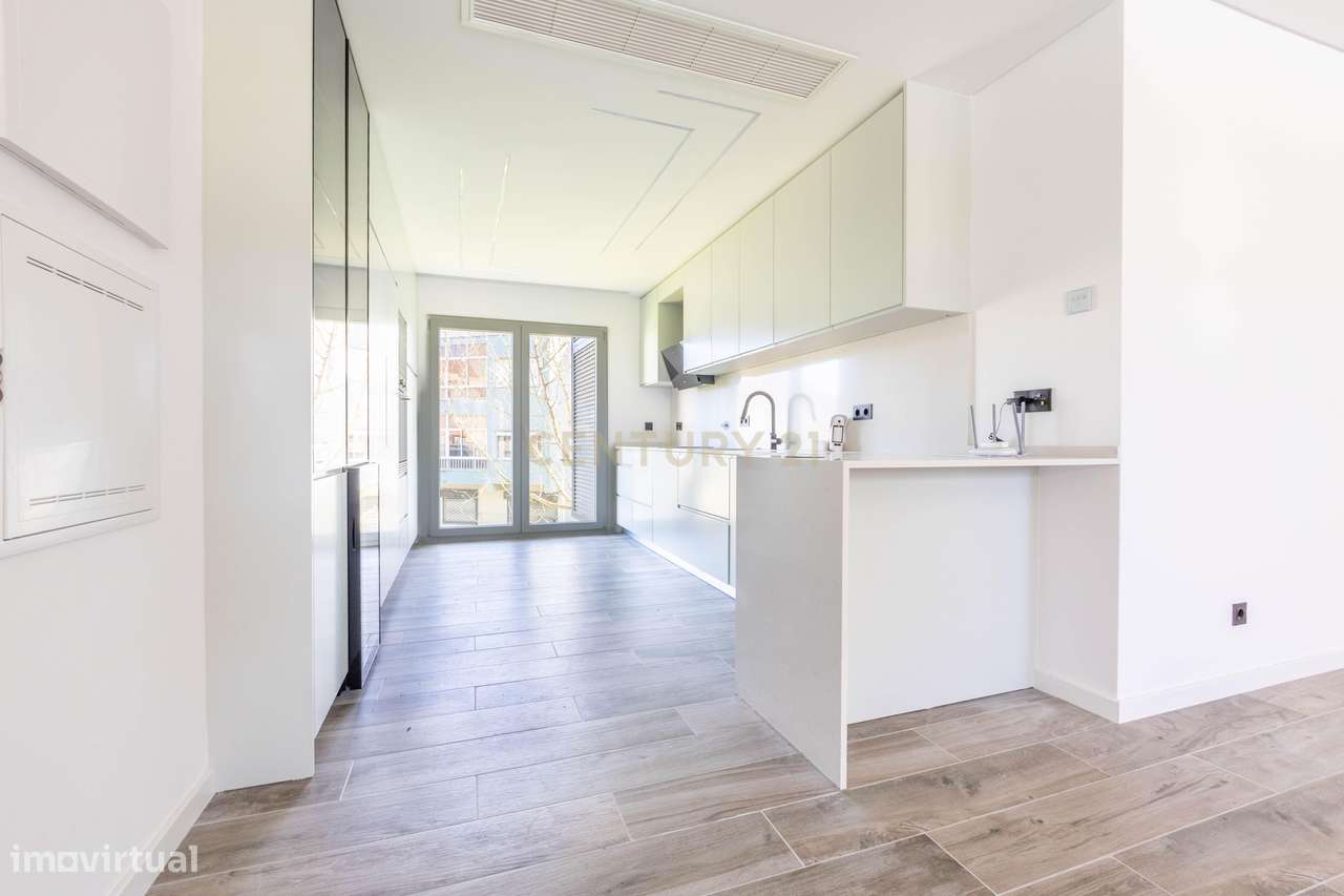 T5 Duplex | 2º Piso | Prédio novo | 1 Fração por piso - Grande imagem: 3/32