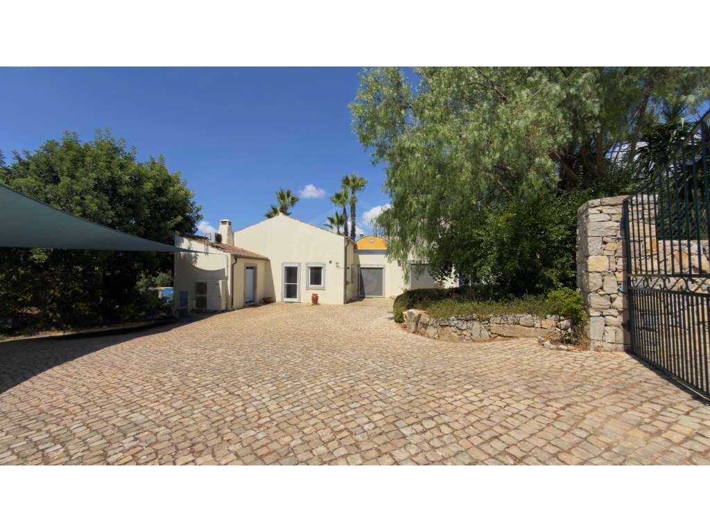 Moradia V4 com piscina, São Brás de Alportel, Algarve-55