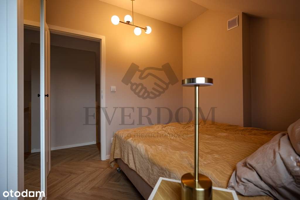 Dwupiętrowy apartament z ogródkiem i m.parkingowym-11